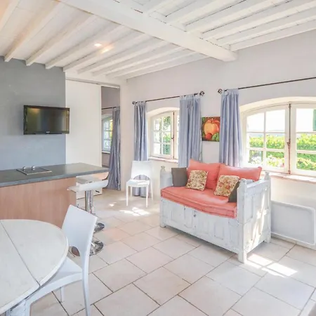 Beautiful In With Kitchen * La Gaude