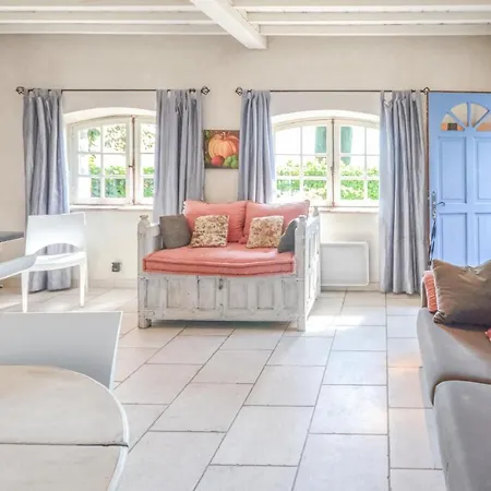 Beautiful In With Kitchen *