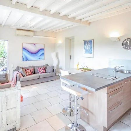 Beautiful In With Kitchen Casa vacanze La Gaude